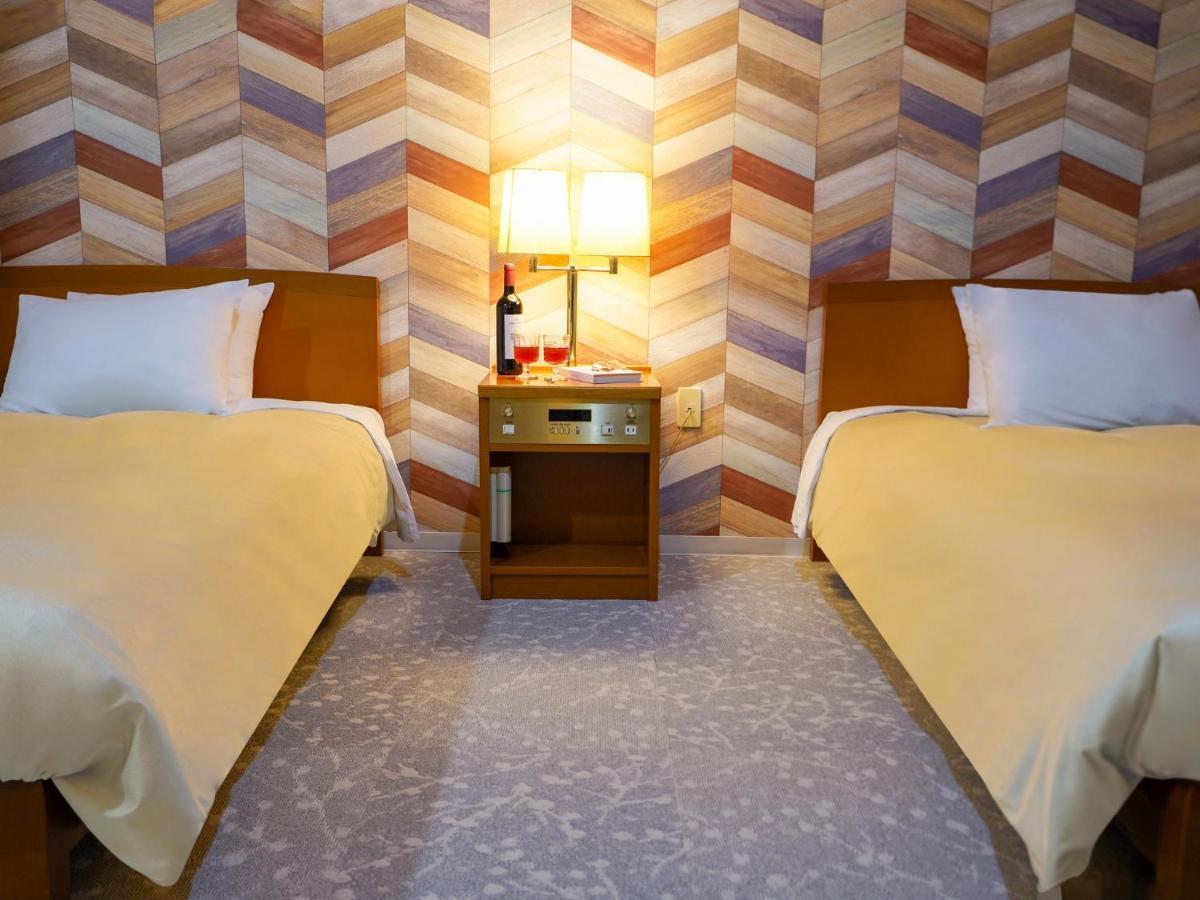Hotel New Gaea Iizuka Екстериор снимка
