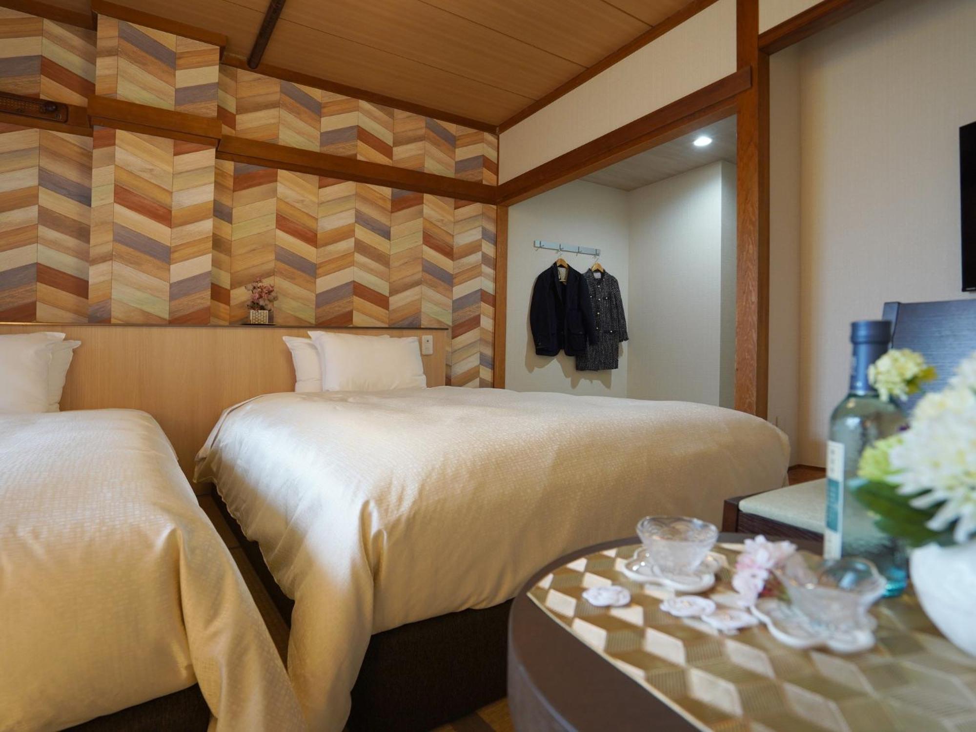 Hotel New Gaea Iizuka Екстериор снимка