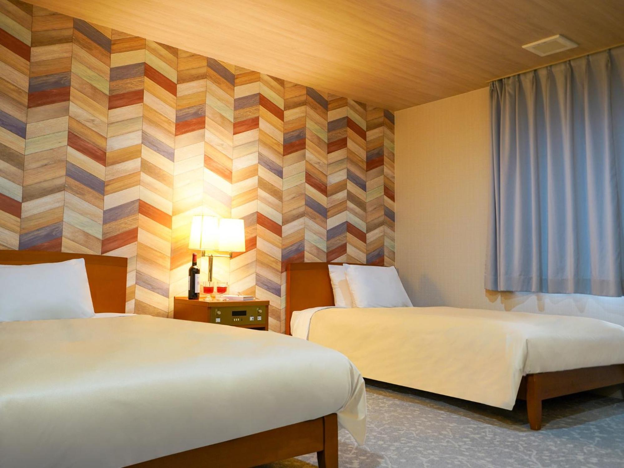 Hotel New Gaea Iizuka Екстериор снимка